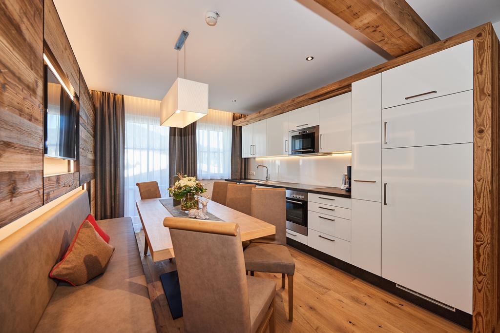 Rainerhof Aparthotel Флахау Екстериор снимка